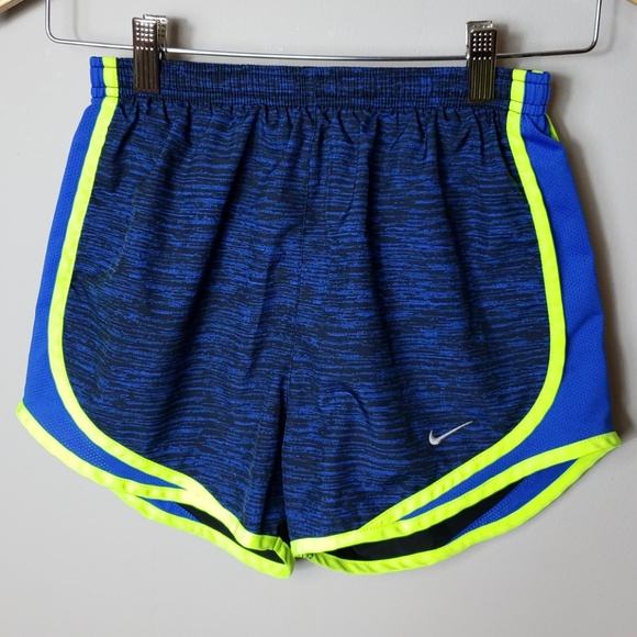 NWOT Nike Womens DriFit Shorts - Picture 1 of 4